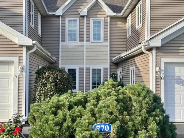770 Bridlewood DRIVE, Unit 6103, Hartford, WI 53027