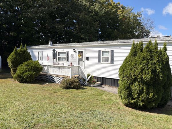 17 Sandalwood Circle , Kittery, ME 03904