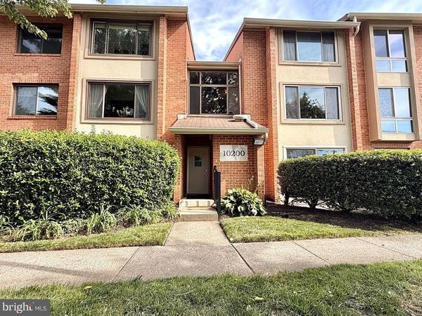 10200 BUSHMAN DRIVE , Unit 104, OAKTON, VA 22124