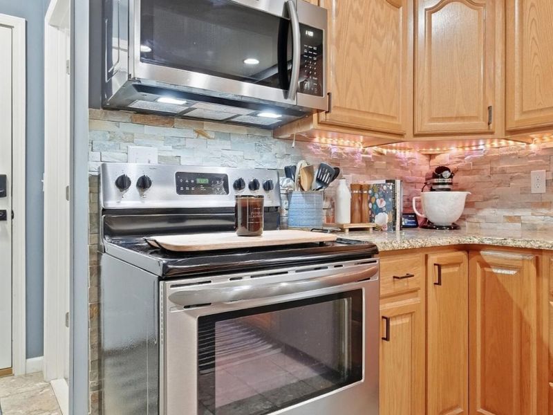 605 Dearbaugh Avenue, Wapakoneta, OH 45895 Photo 14