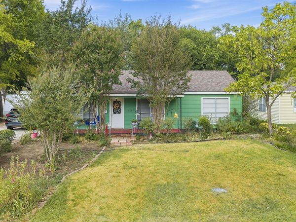713 10th Avenue NW, Ardmore, OK 73401
