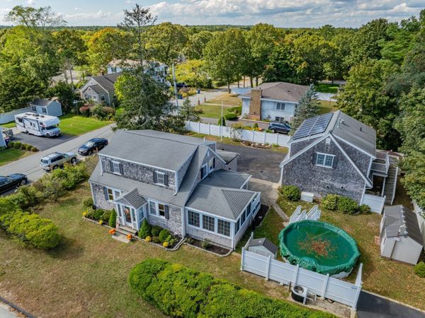 53 Main Ave, Wareham, MA 02538