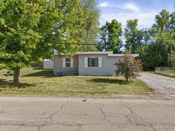 303 Reuter Street, Park Hills, MO 63601
