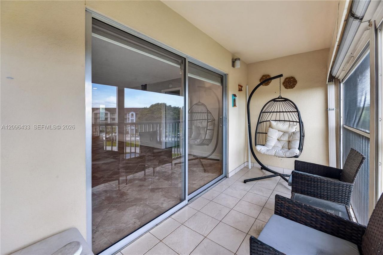 1401 SW 128th Ter , Unit 405H, Pembroke Pines, FL 33027 Photo