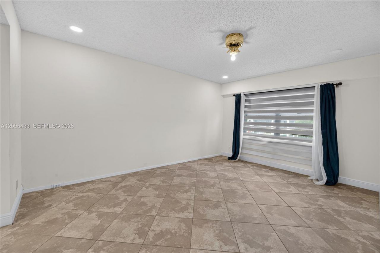 1401 SW 128th Ter , Unit 405H, Pembroke Pines, FL 33027 Photo