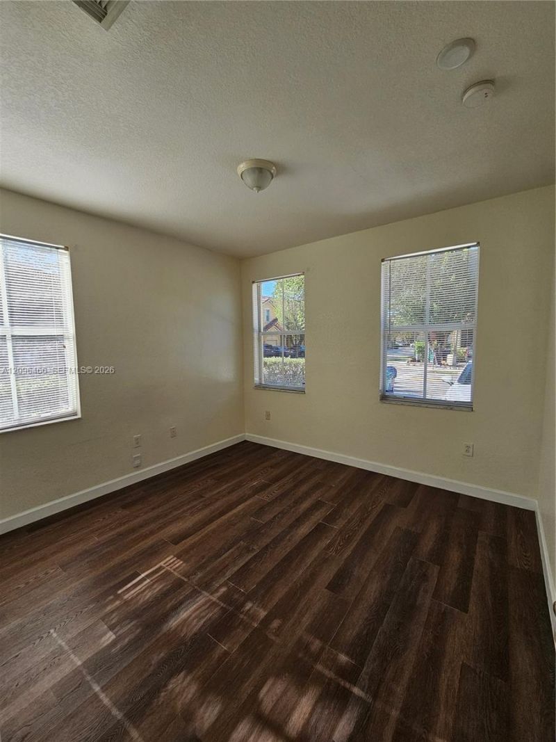 16658 SW 79th Ter , Miami, FL 33193 Photo