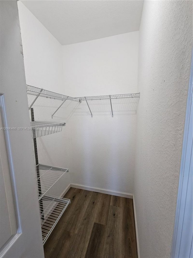 16658 SW 79th Ter , Miami, FL 33193 Photo