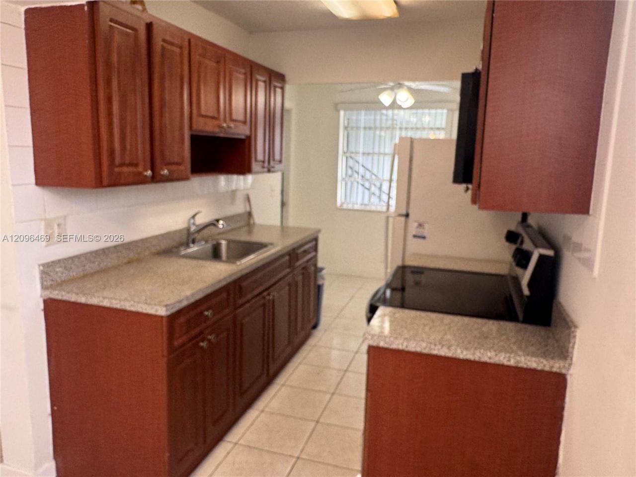 1100 NE 1st Ct, Unit 118, Hallandale Beach, FL 33009 Photo