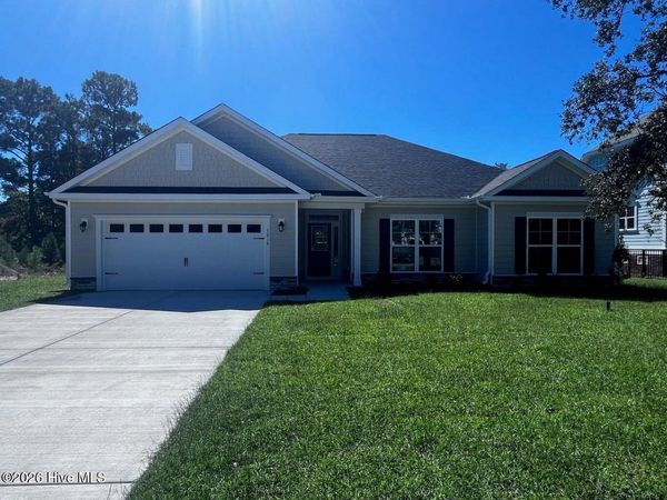 2990 Old Berwick Street SW, Shallotte, NC 28470