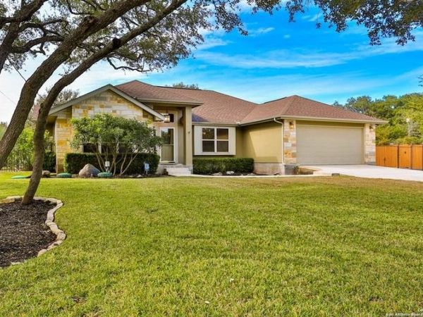 1150 Deep Water Drive , Spring Branch, TX 78070
