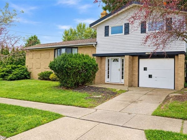 11404 Wallingford Avenue , Garfield Heights, OH 44125