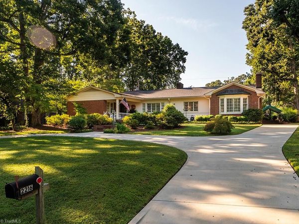 2216 Canterbury Drive, Burlington, NC 27215