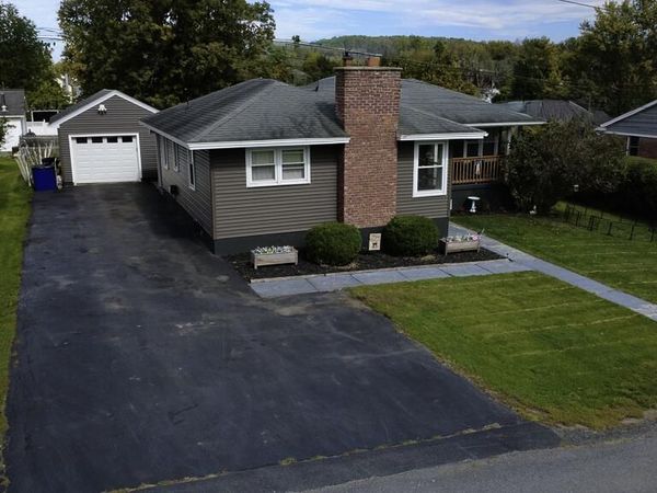 9 7th Avenue, Whitehall, NY 12887