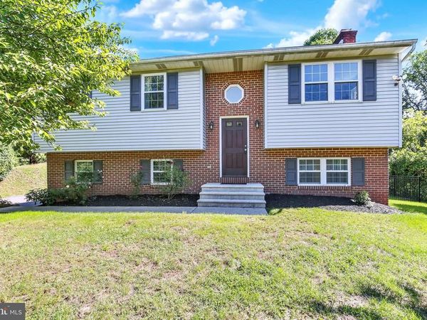 650 GOUGLERSVILLE ROAD , READING, PA 19608