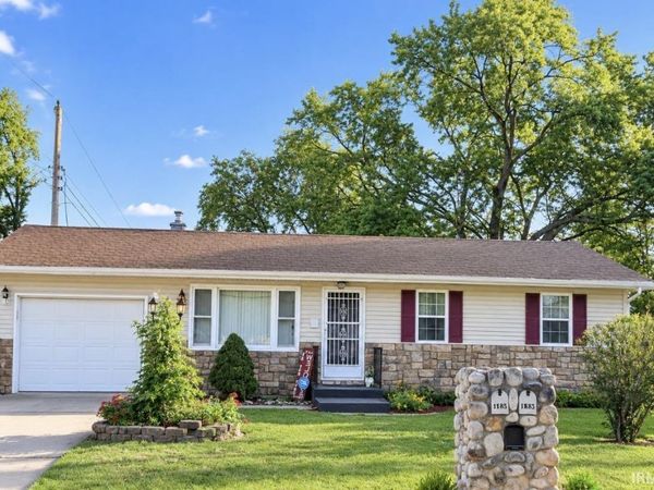 817 Fieldhouse Avenue, Elkhart, IN 46517