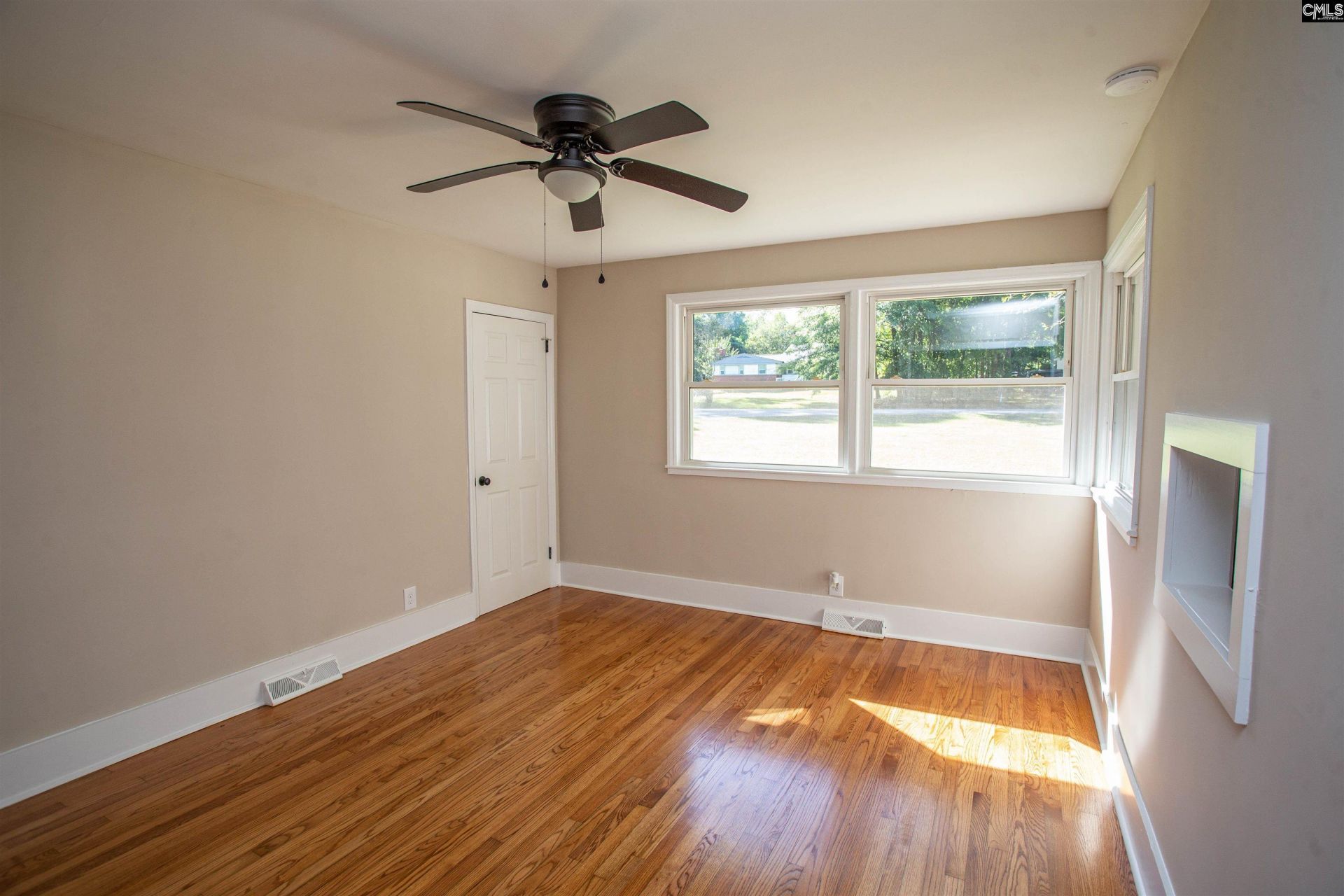 1718 Brook Drive  Photo 18