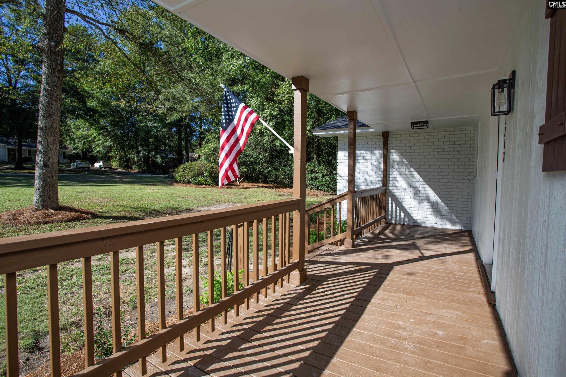 1718 Brook Drive  Photo 4
