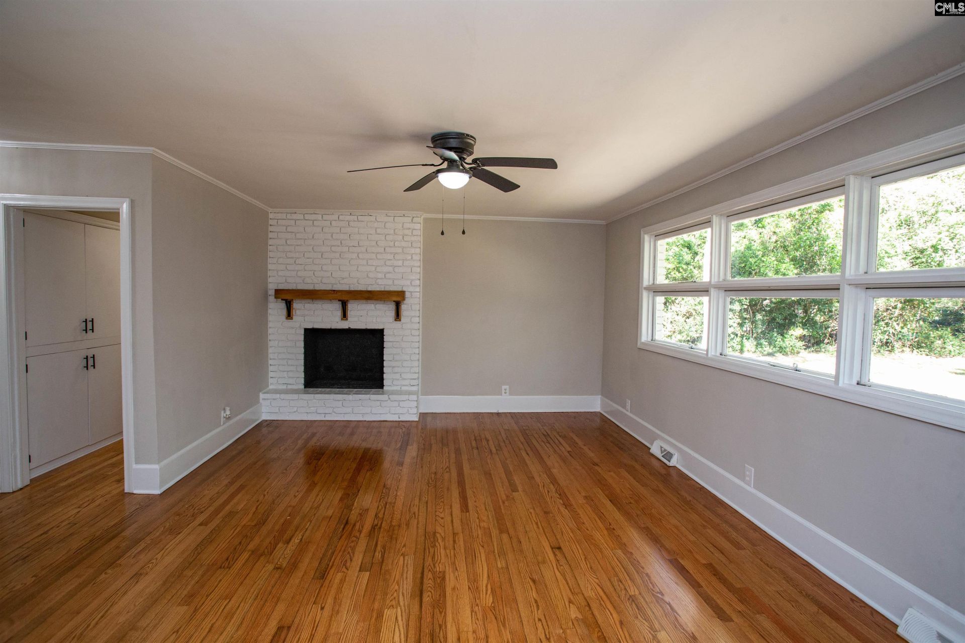 1718 Brook Drive  Photo 5