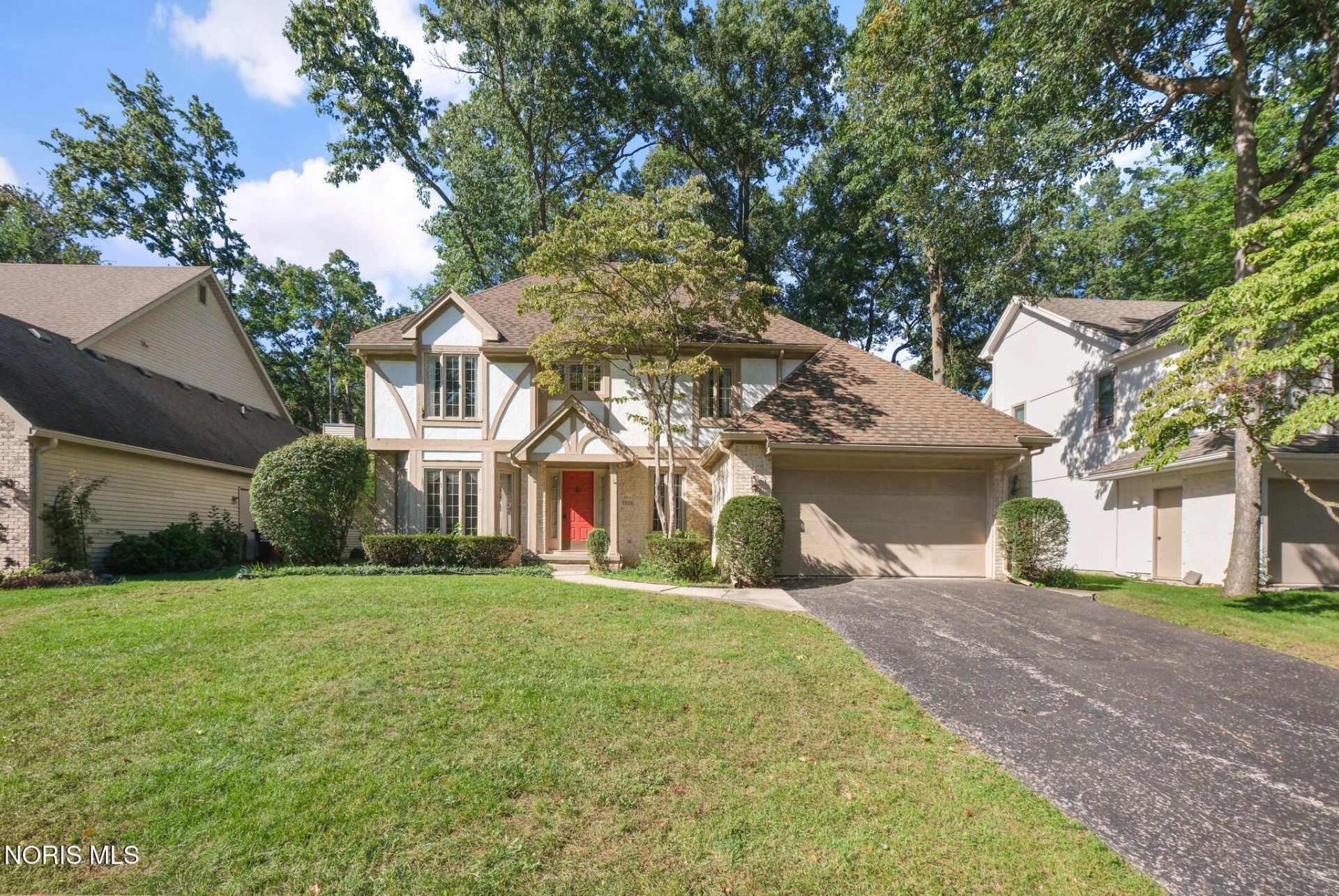 7050 Cloister Road, Toledo, OH 43617 Main Photo
