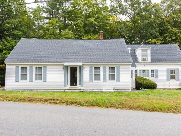 16 Brooks Pond Rd, North Brookfield, MA 01535