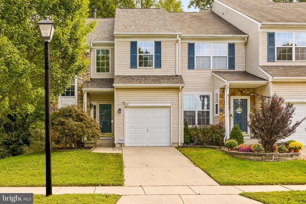 109 Braddock Lane, Deptford, NJ 08096 Main Photo
