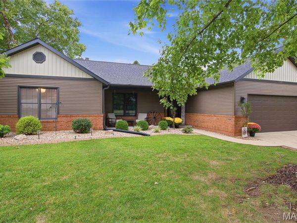 104 Archview Drive, Belleville, IL 62221