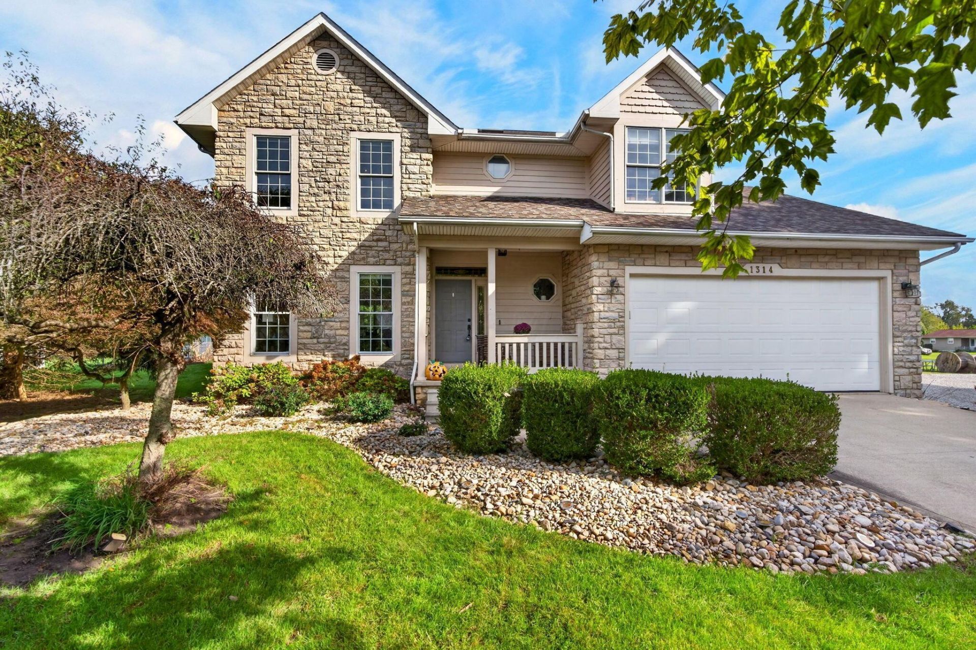 1314 Rainbow Drive Ne, Lancaster, OH 43130 Main Photo