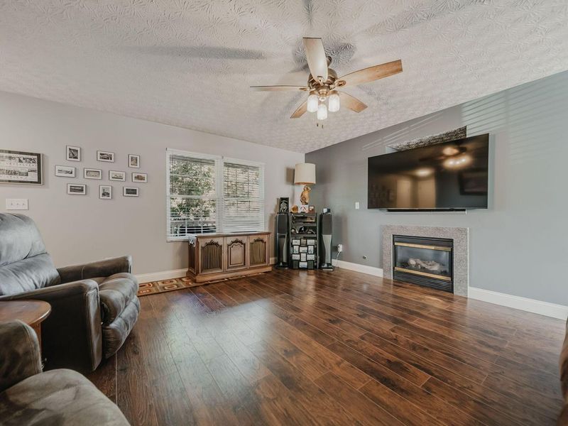2986 Dustins Way, Columbus, OH 43228 Photo 7