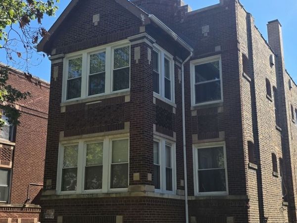 2107 E 72nd Place , Chicago, IL 60649
