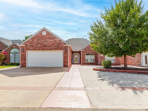 1205 Regency Court, Kingfisher, OK 73750