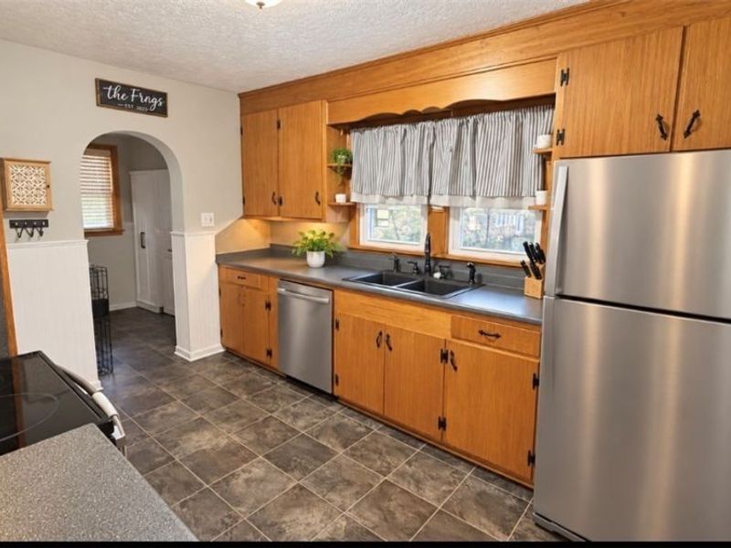 127 Roosevelt Avenue, Waynesburg, OH 44688 Photo 11