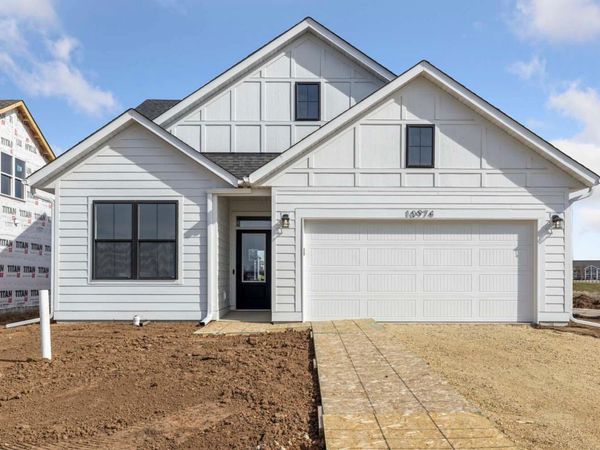 10930 37th Street N, Lake Elmo, MN 55042