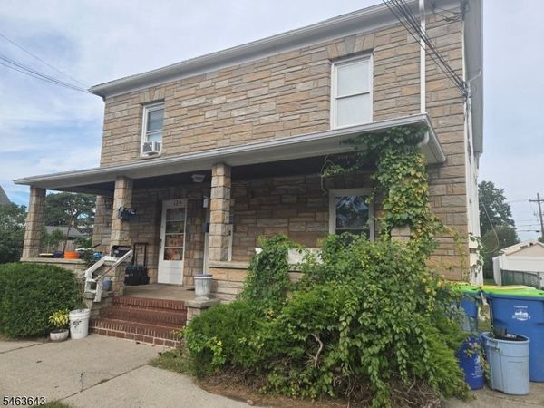 10 N 6th Ave, Manville, NJ 08835