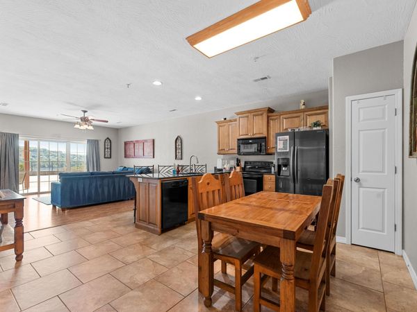 193 Rockwood Lane , Unit 1, Branson, MO 65616