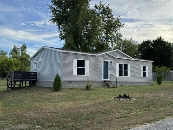 315 E 4th Street , Miller, MO 65707