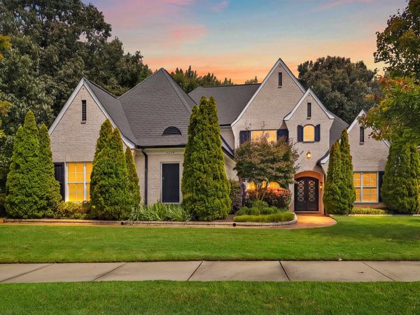 10204 MAPLE RUN DR, Lakeland, TN 38002