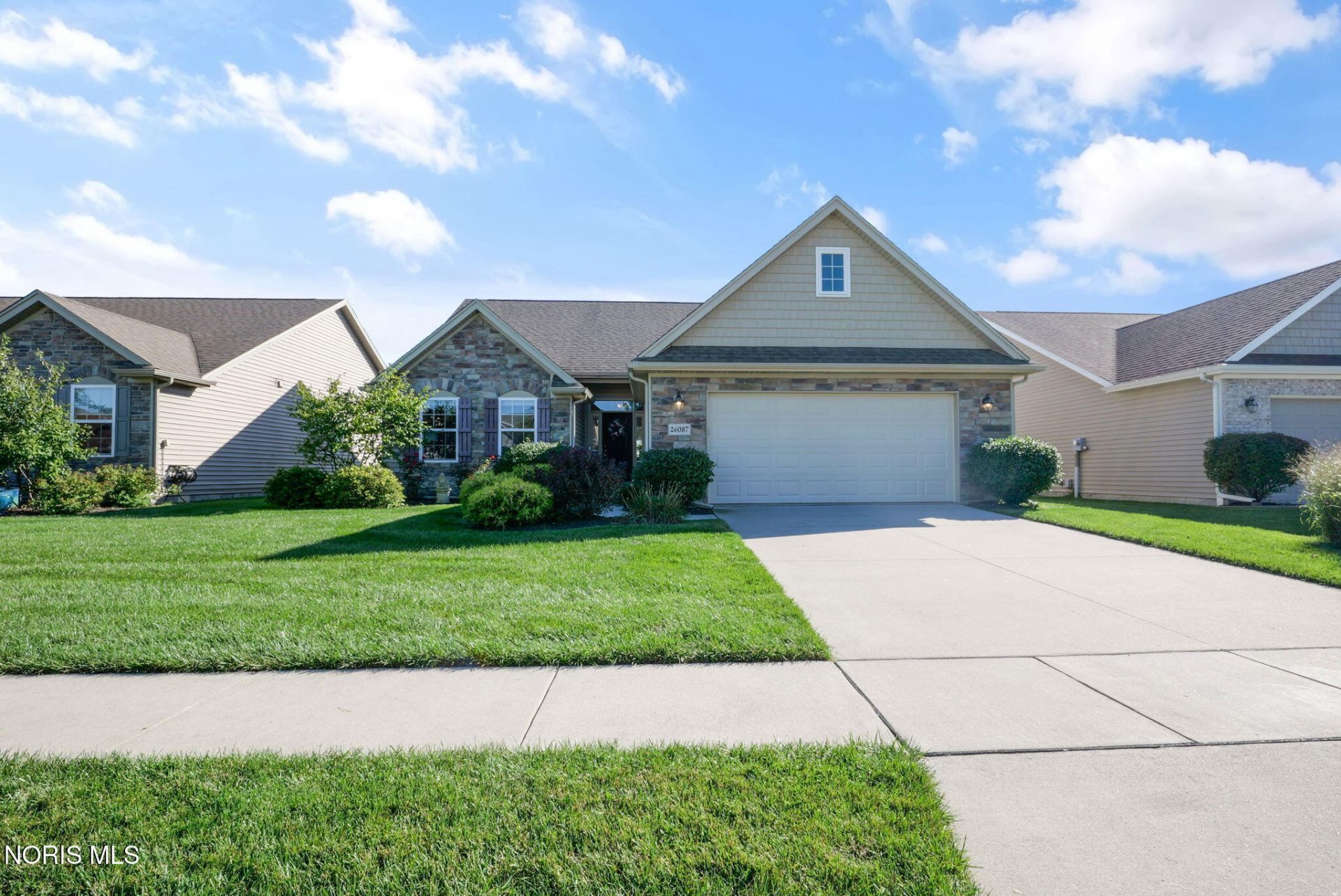 26087 Turnbridge Drive, Perrysburg, OH 43551 Main Photo
