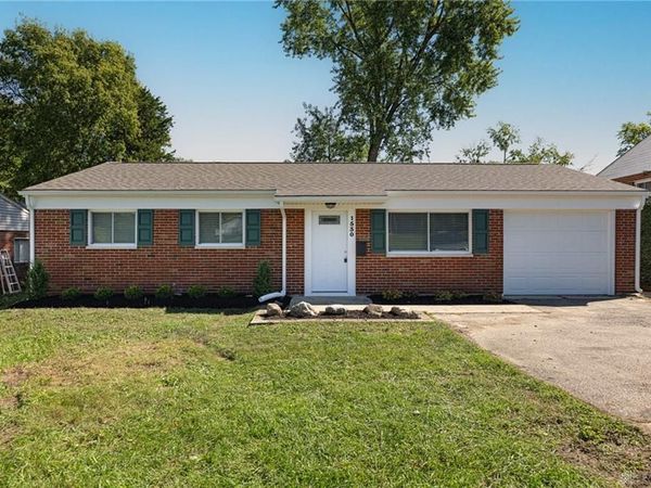 1530 S Alex Road, West Carrollton, OH 45449