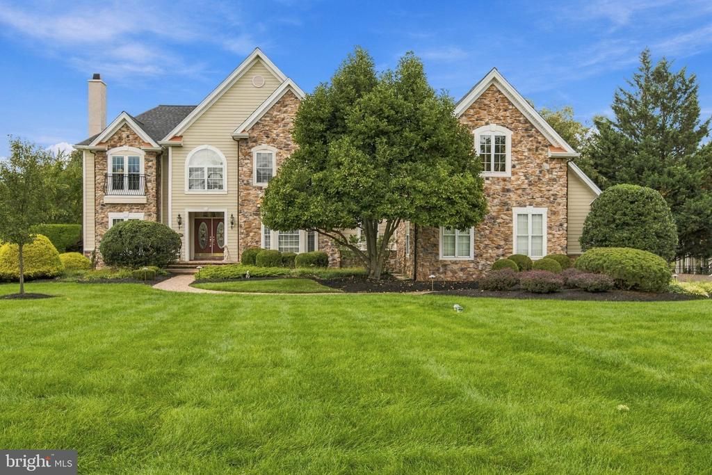 1093 DREW DRIVE , YARDLEY, PA 19067