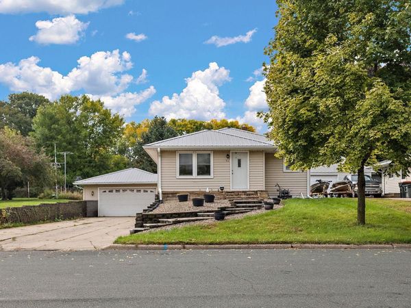 455 Division Street, Gaylord, MN 55334