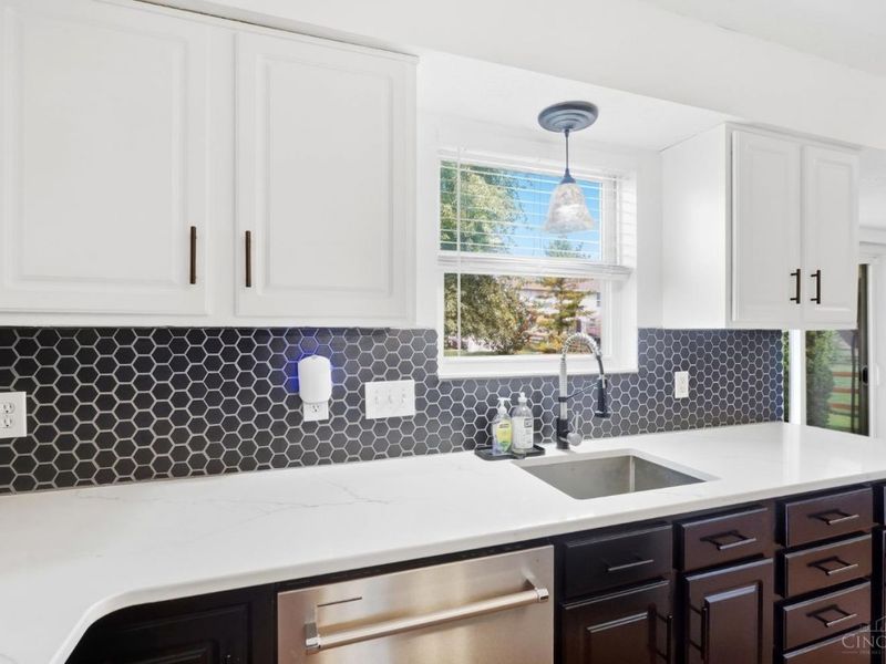 8044 Seabury Court, West Chester, OH 45069 Photo 21