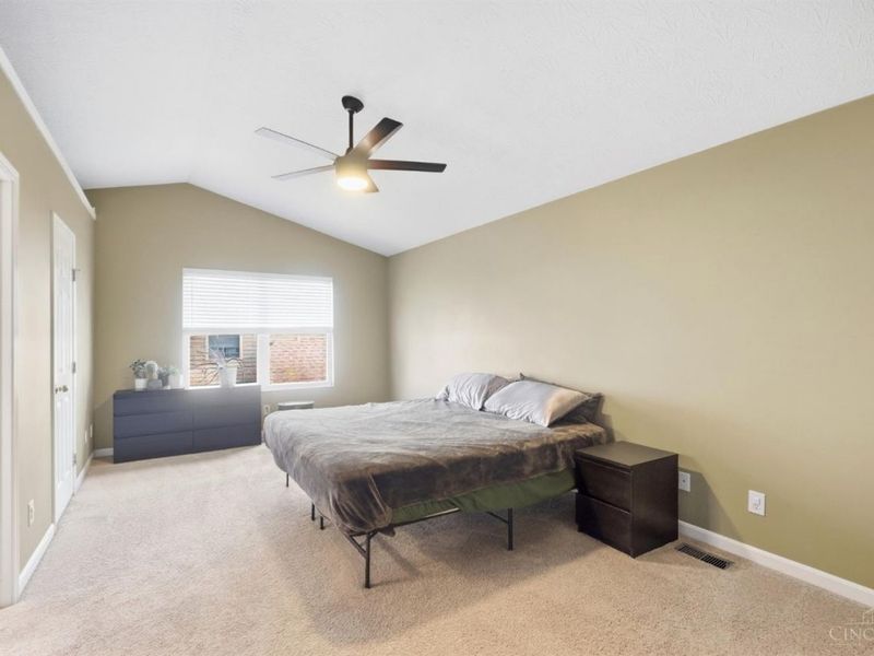 8044 Seabury Court, West Chester, OH 45069 Photo 32