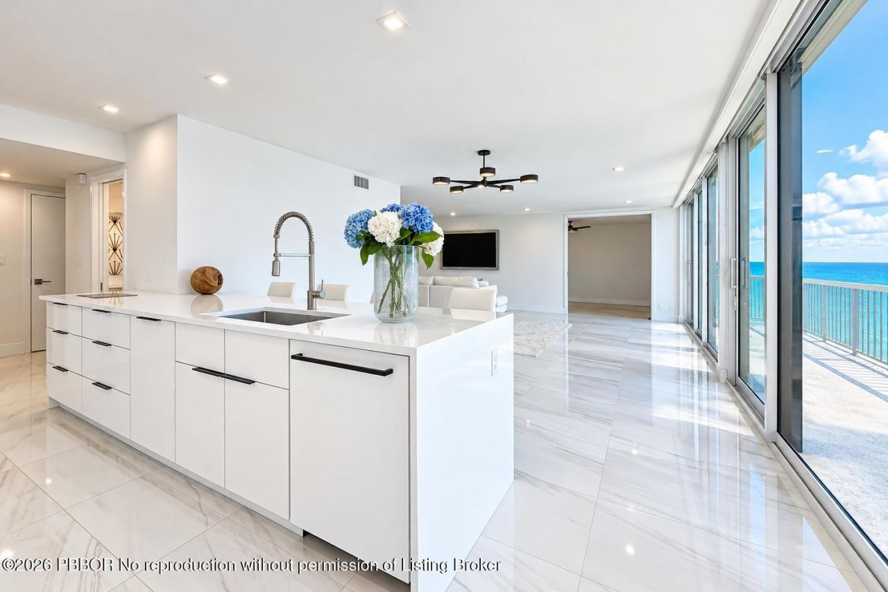 3300 S Ocean Boulevard, Unit 401S, Palm Beach, FL 33480 Photo