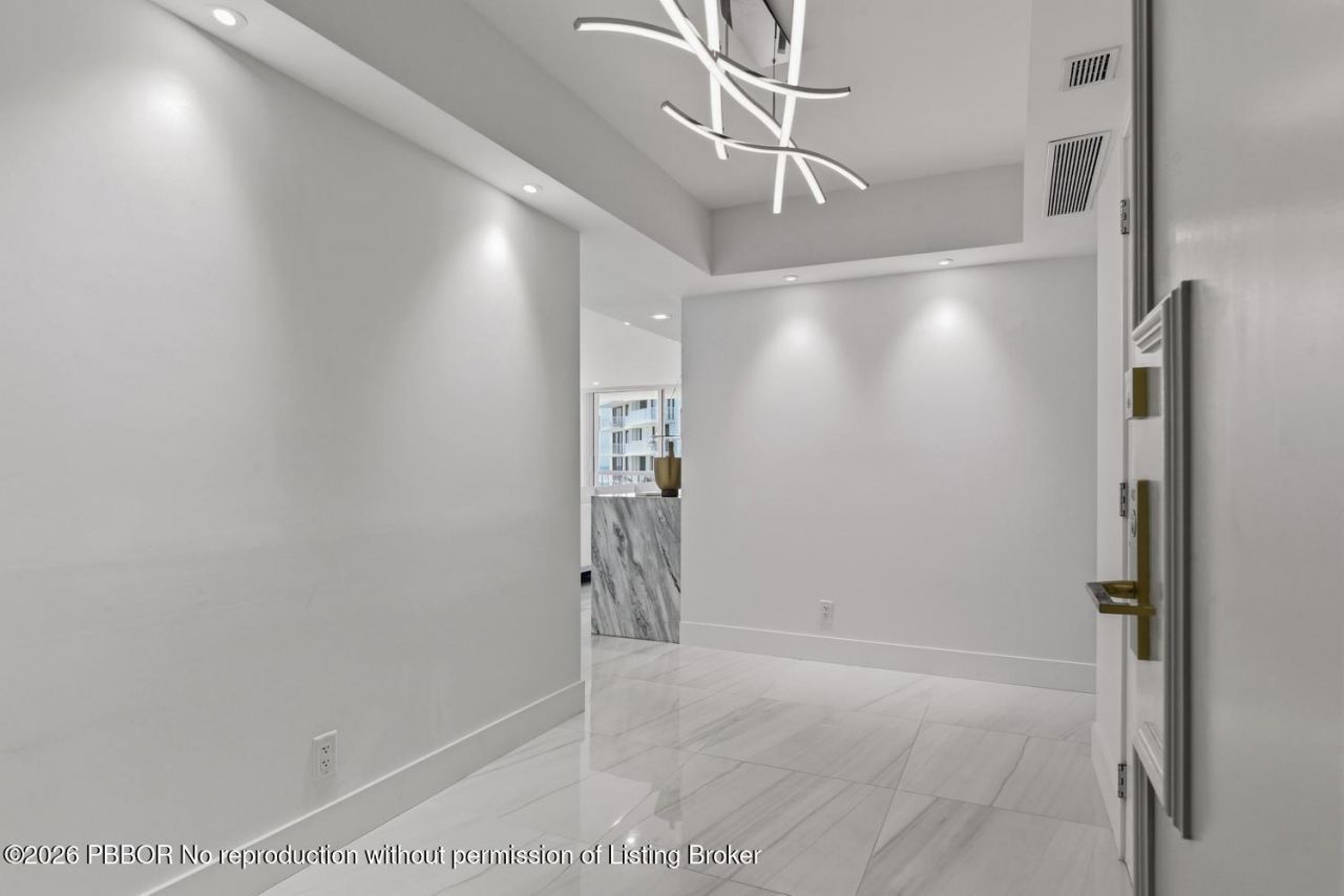 3300 S Ocean Boulevard, Unit 401S, Palm Beach, FL 33480 Photo
