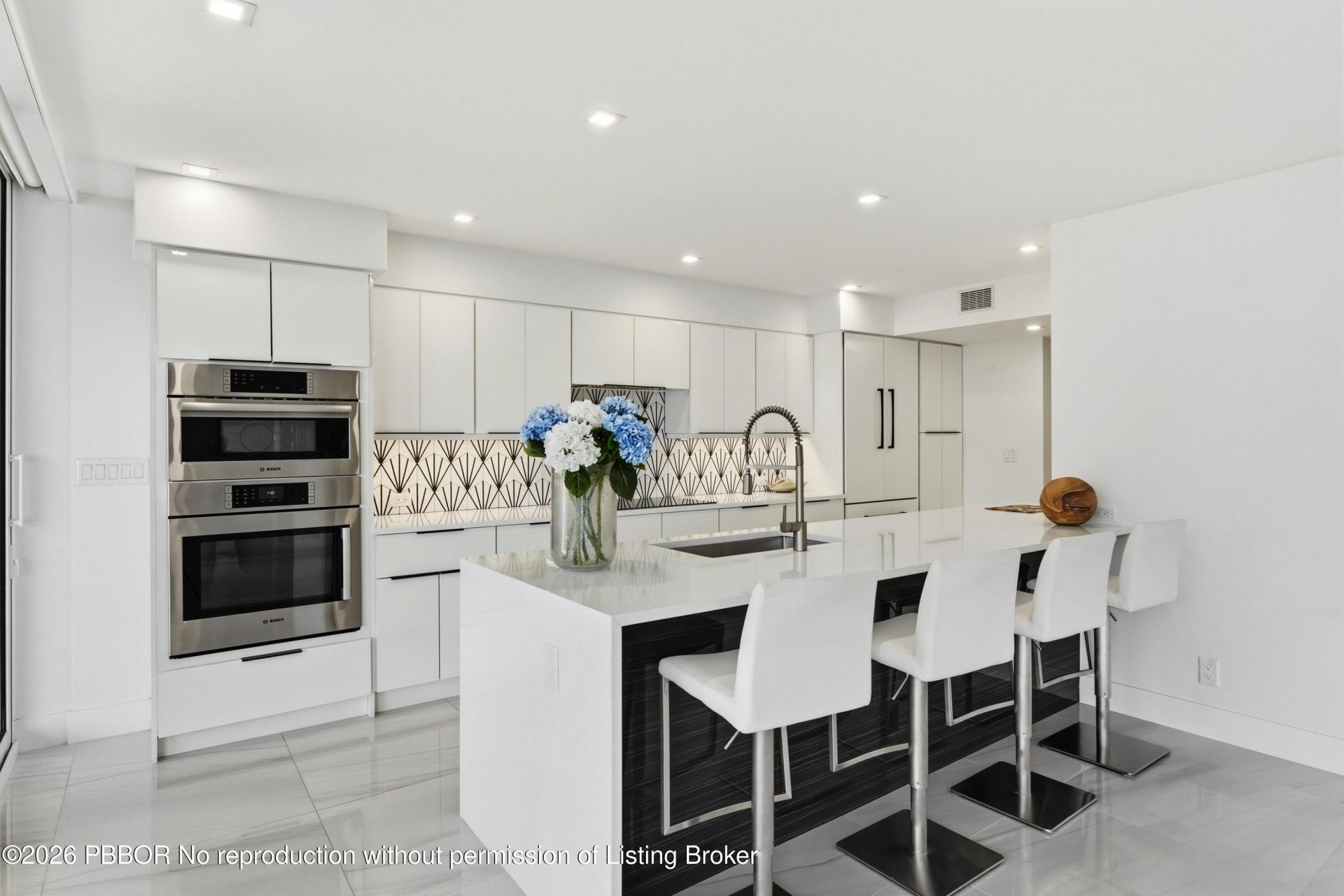 3300 S Ocean Boulevard, Unit 401S, Palm Beach, FL 33480 Photo