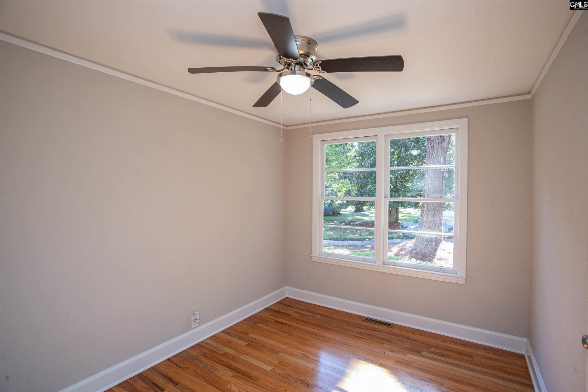 710 Douglas Street  Photo 13