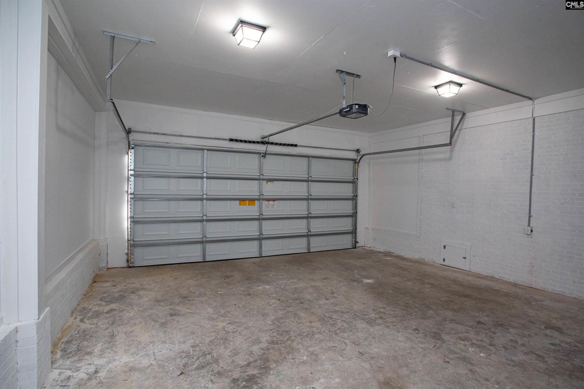 710 Douglas Street  Photo 23