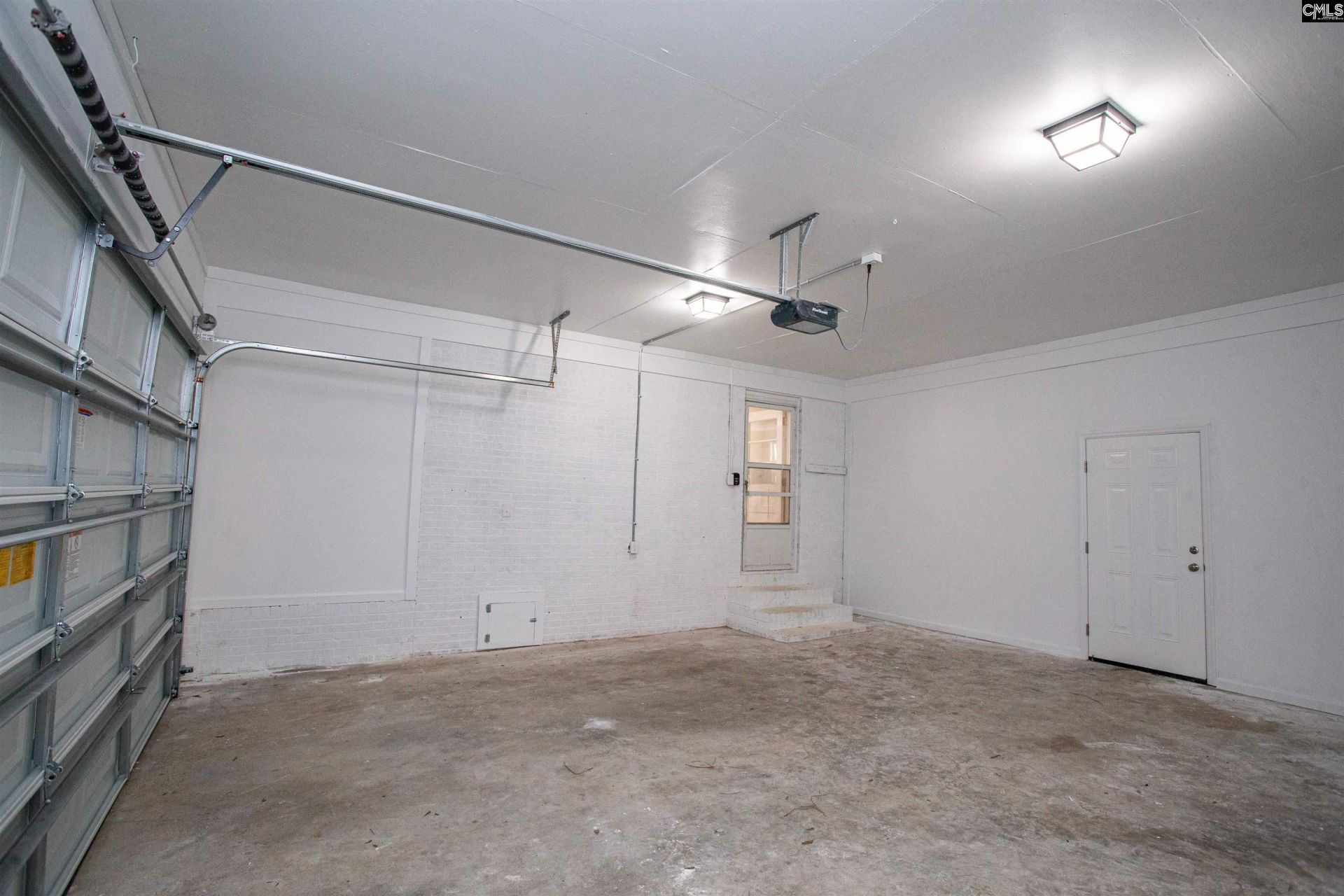 710 Douglas Street  Photo 24
