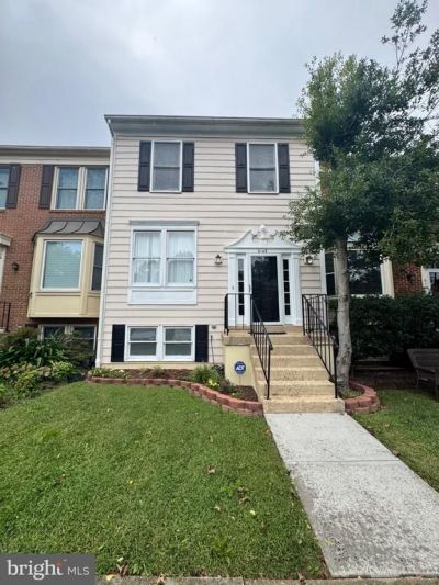6148 Joust Lane, Alexandria, VA 22315 Main Photo