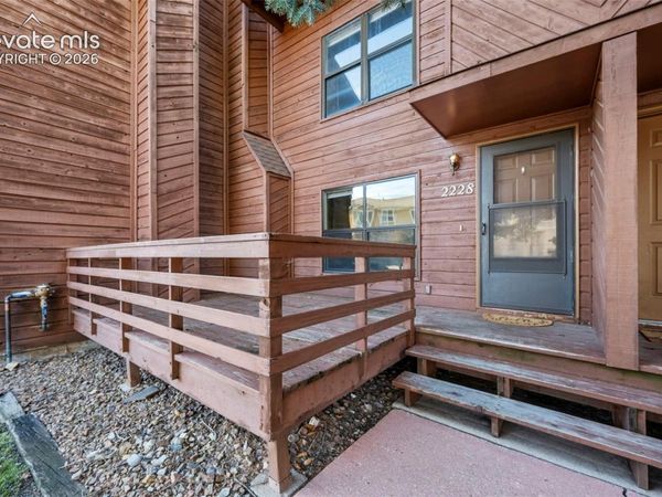 2228 Stepping Stones Way, Colorado Springs, CO 80904